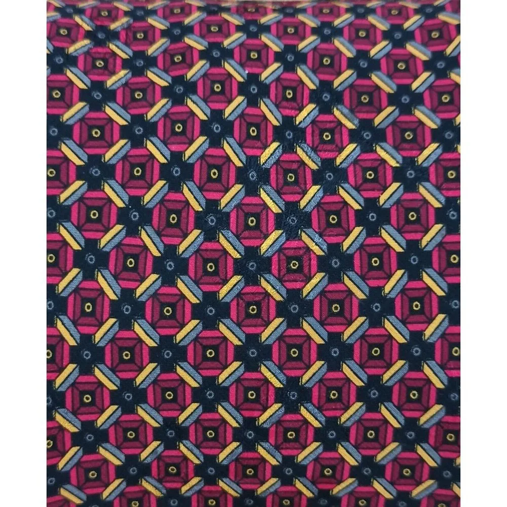 BRIONI Red Geometric Silk Tie HANDMADE ITALY 59
